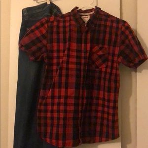 med Levi red plaid short sleeve shirt